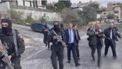 تحت الحراسة المشددة  - بن غفير في موقع الجريمة المزدوجة في الناصرة 